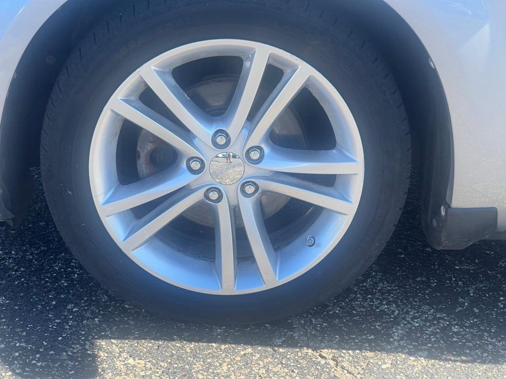 used 2013 Dodge Avenger car, priced at $8,367