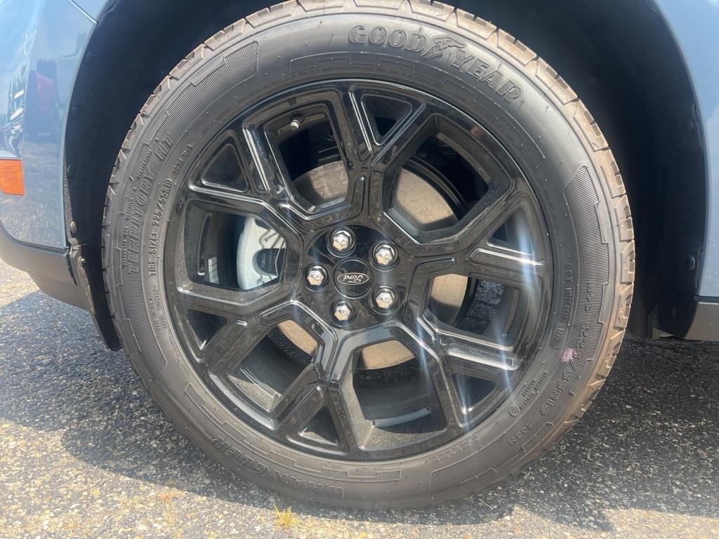 new 2025 Ford Maverick car, priced at $39,165