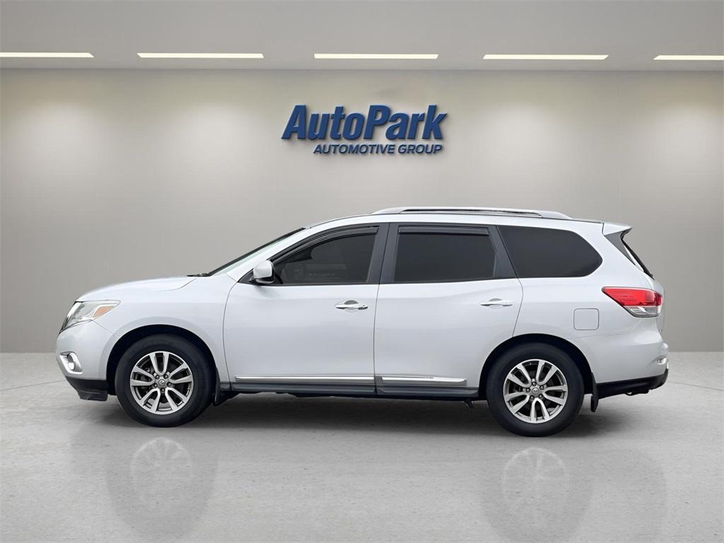 used 2013 Nissan Pathfinder car, priced at $10,219