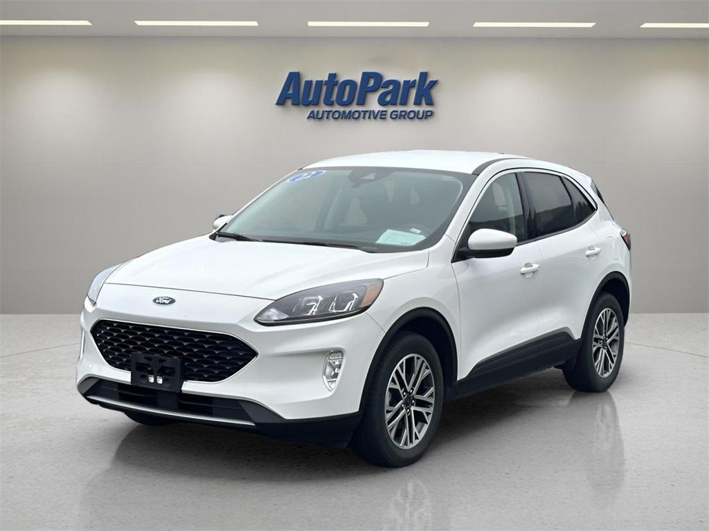 used 2022 Ford Escape car, priced at $21,995