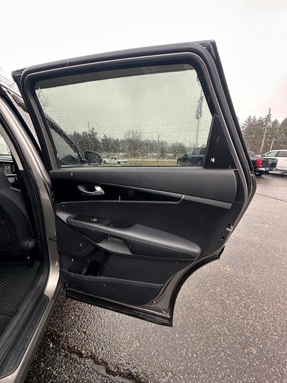 used 2019 Kia Sorento car, priced at $14,995
