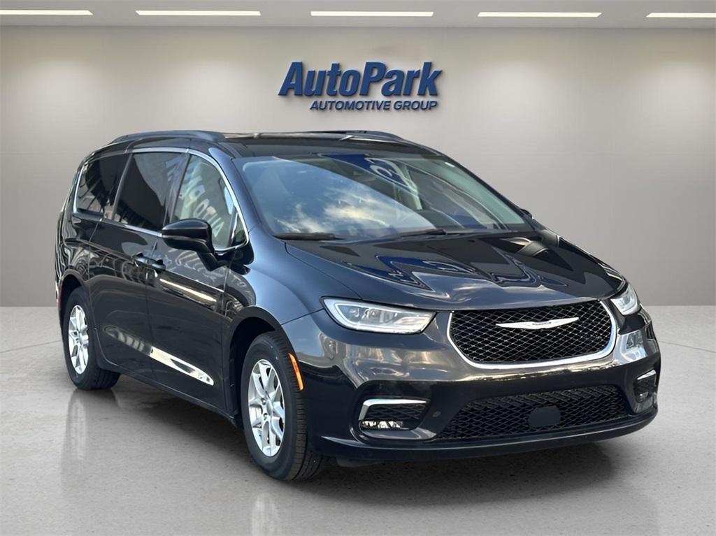 used 2022 Chrysler Pacifica car, priced at $21,995