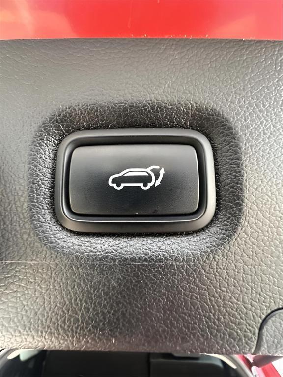 used 2023 Hyundai Santa Fe car, priced at $22,475