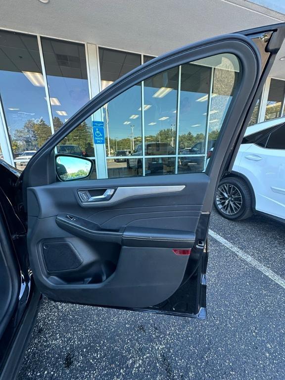 used 2021 Ford Escape car, priced at $19,995