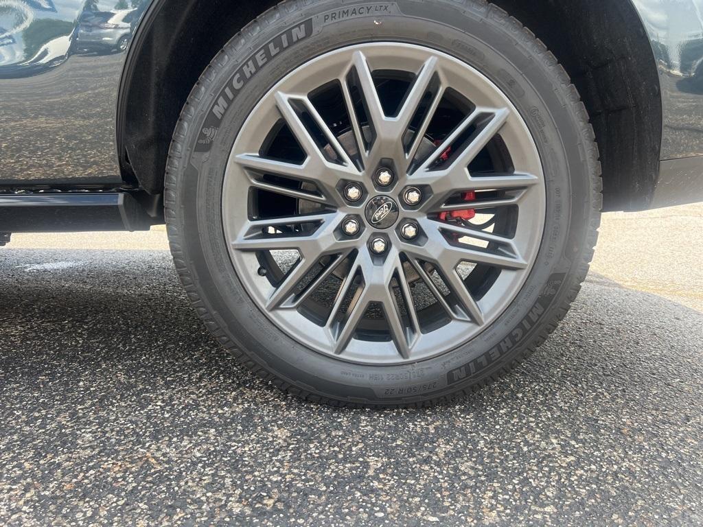 new 2025 Ford Expedition car, priced at $84,185
