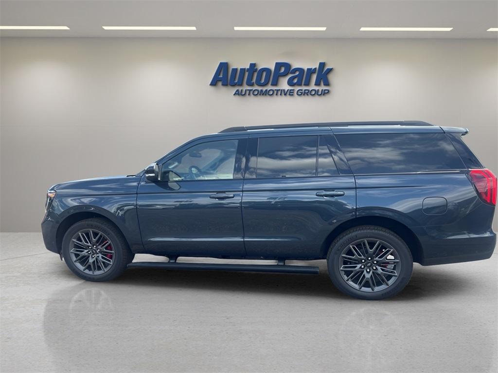 new 2025 Ford Expedition car, priced at $84,185
