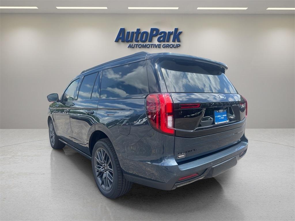 new 2025 Ford Expedition car, priced at $84,185