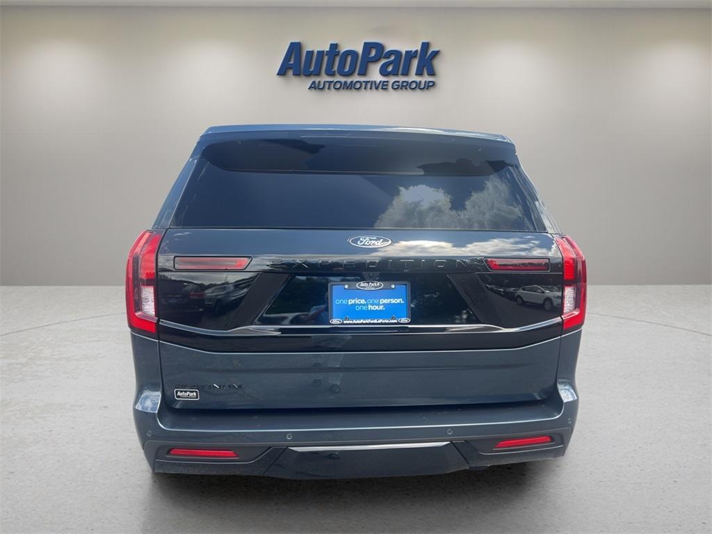 new 2025 Ford Expedition car, priced at $84,185