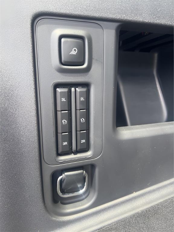 new 2025 Ford Expedition car, priced at $84,185