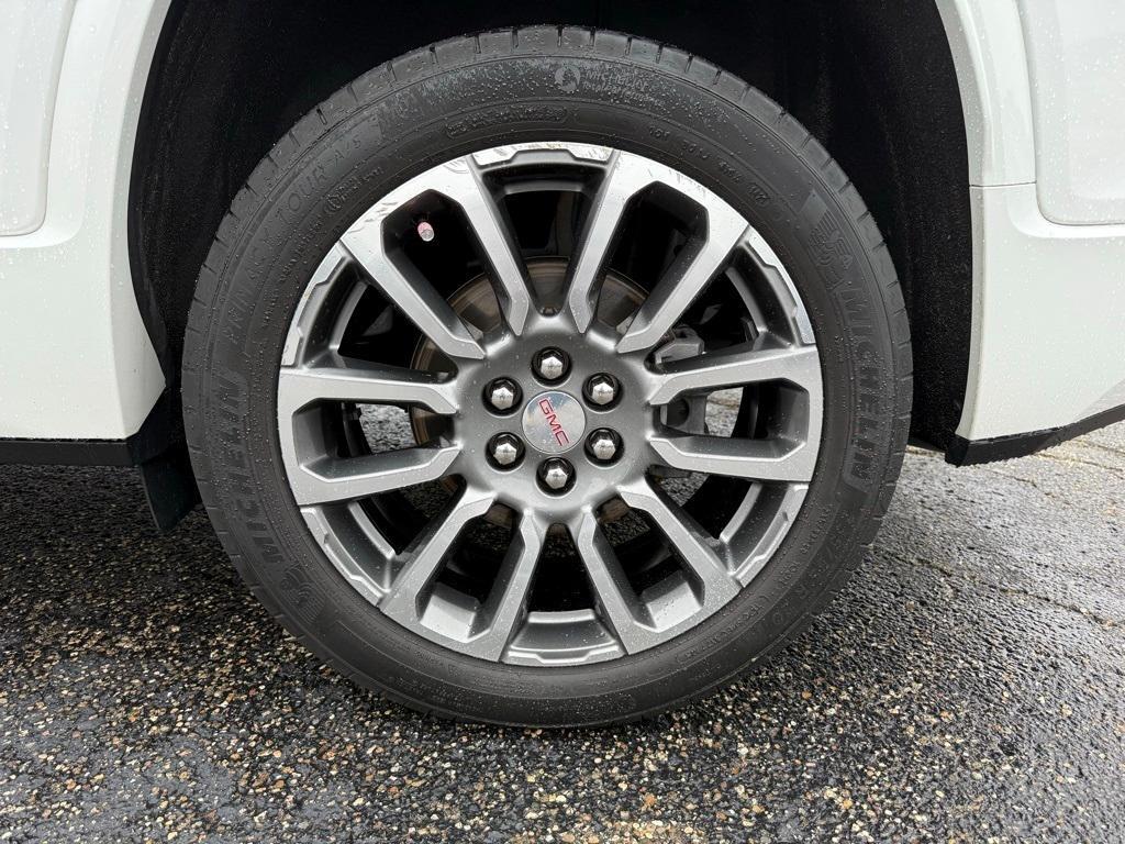 used 2021 GMC Acadia car, priced at $27,170