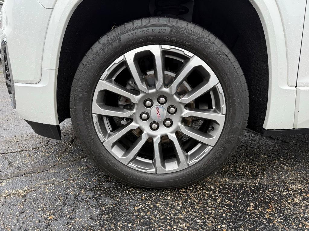 used 2021 GMC Acadia car, priced at $27,170