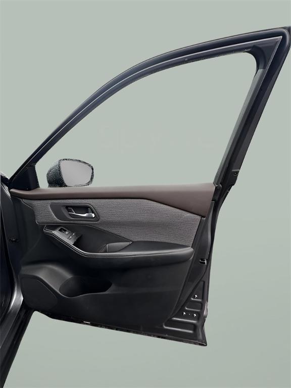 used 2023 Nissan Rogue car, priced at $23,995
