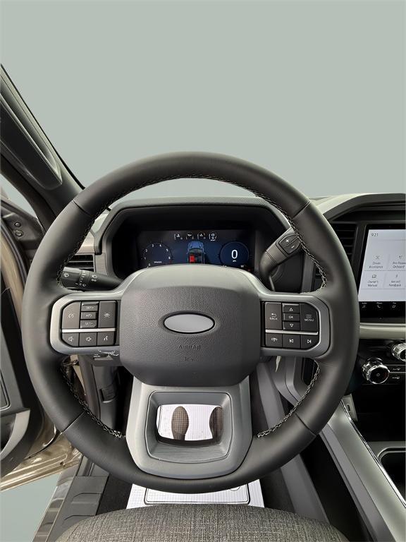 new 2025 Ford F-150 car, priced at $61,270