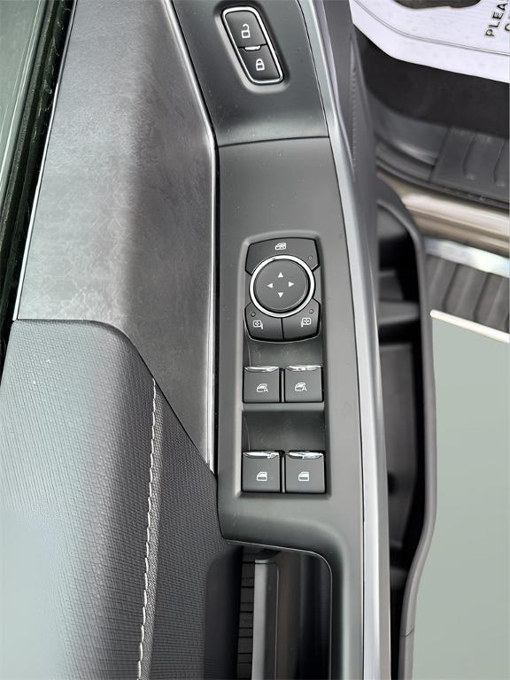 new 2025 Ford F-150 car, priced at $61,270
