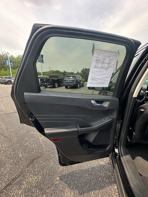 used 2022 Ford Escape car, priced at $23,995