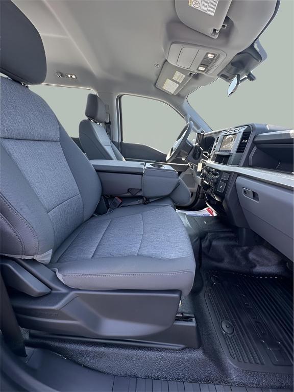 new 2024 Ford F-350 car, priced at $58,655