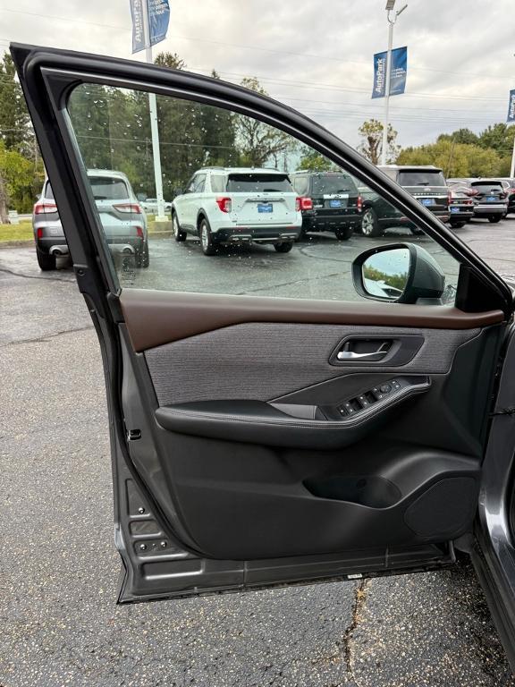 used 2023 Nissan Rogue car, priced at $21,825