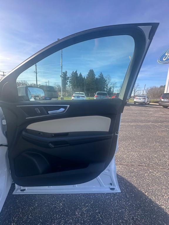 used 2019 Ford Edge car, priced at $17,995