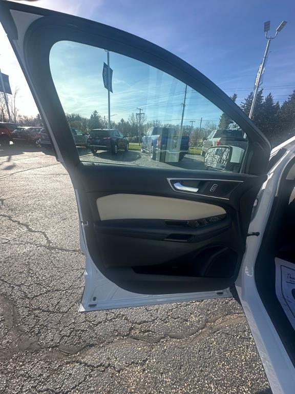 used 2019 Ford Edge car, priced at $17,995