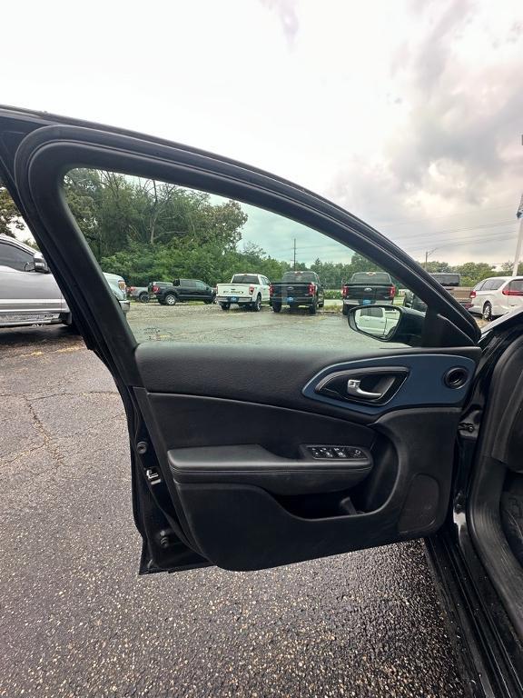 used 2015 Chrysler 200 car, priced at $9,995