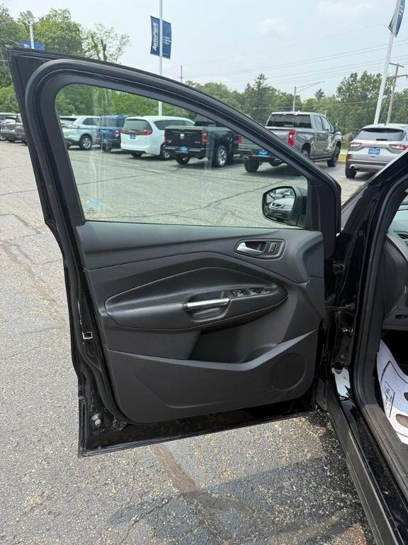 used 2017 Ford Escape car, priced at $10,995