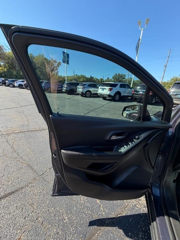 used 2019 Chevrolet Trax car, priced at $13,267