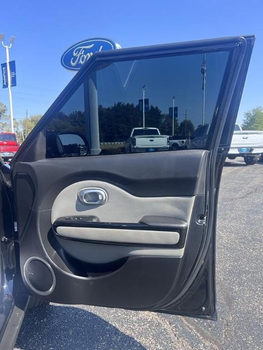 used 2016 Kia Soul car, priced at $9,995