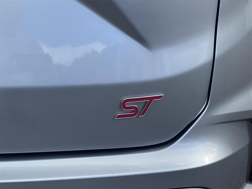 used 2020 Ford Edge car, priced at $24,995