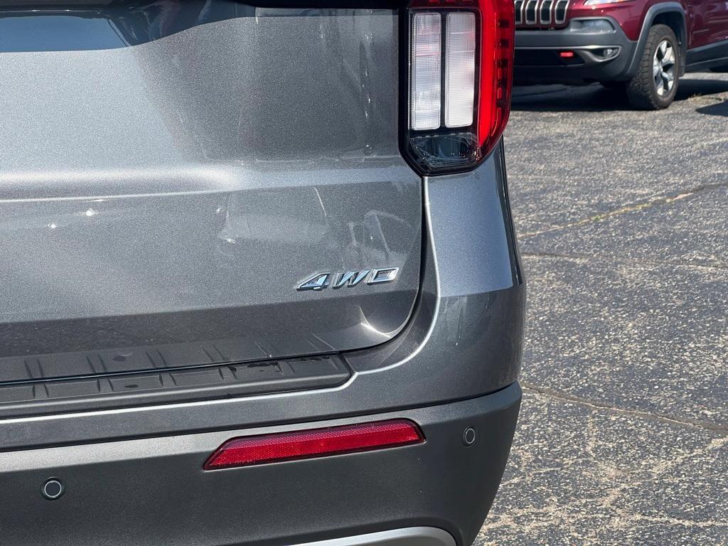 new 2025 Ford Explorer car, priced at $51,010
