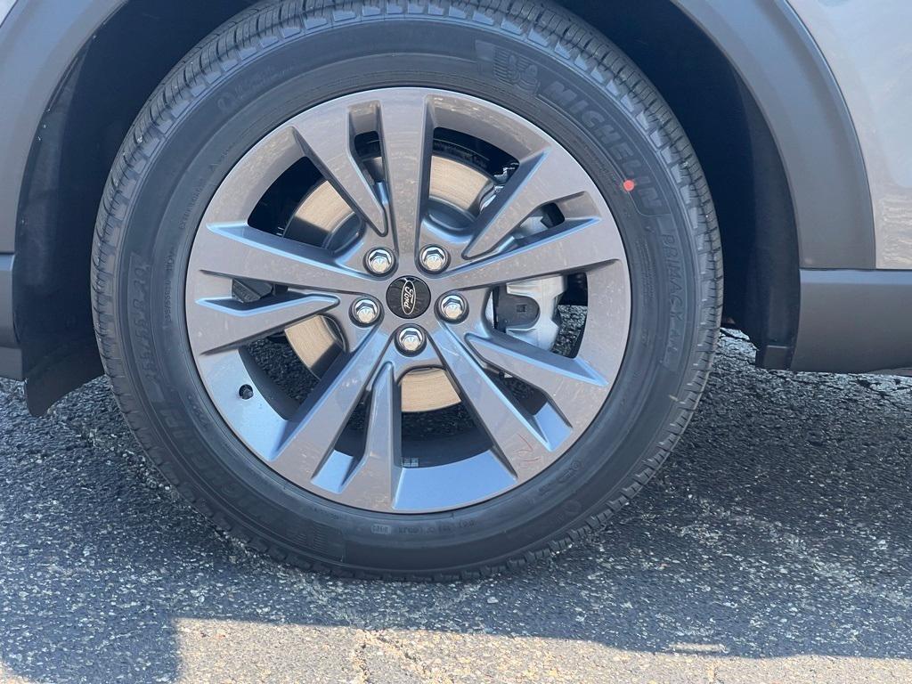 new 2025 Ford Explorer car, priced at $51,010