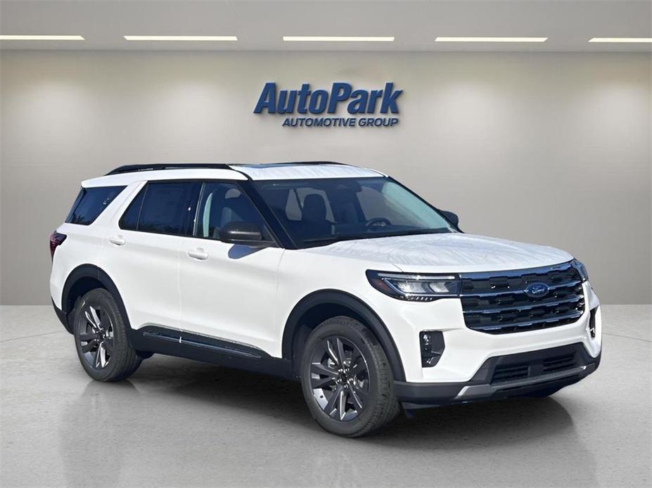 new 2025 Ford Explorer car, priced at $50,595