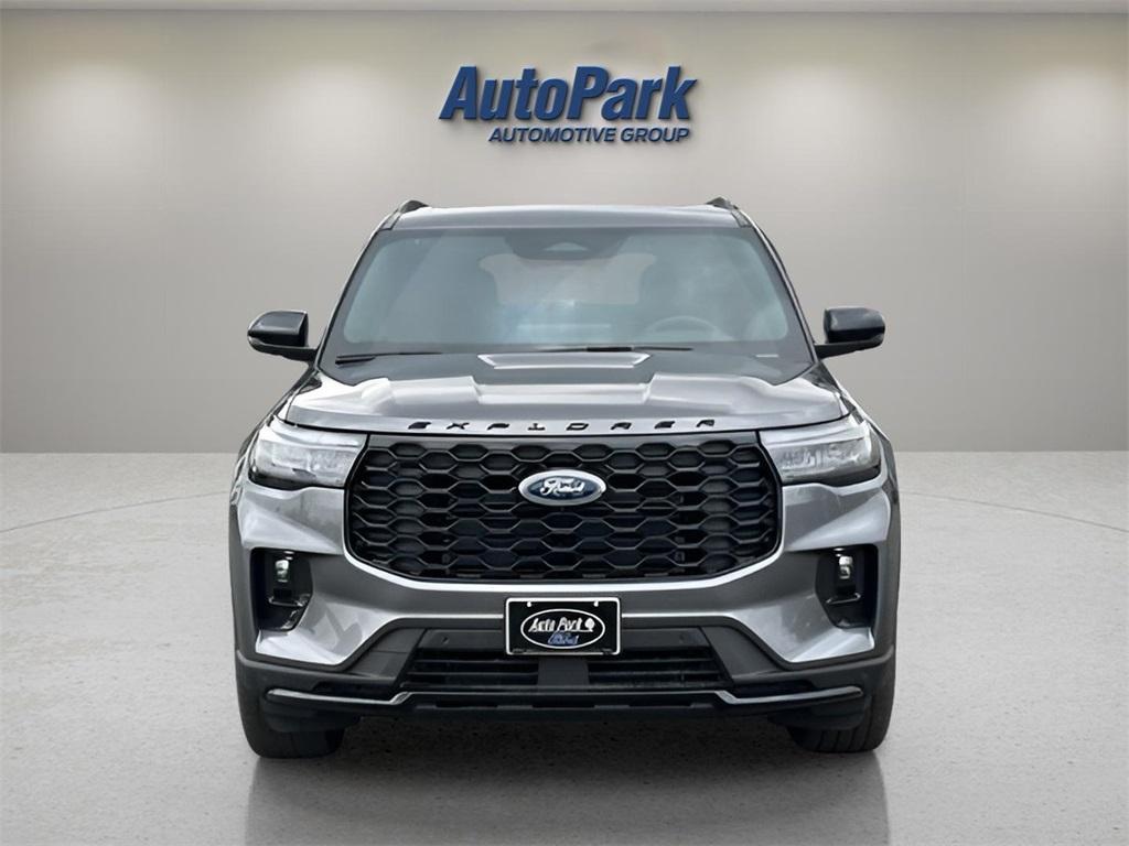 new 2025 Ford Explorer car, priced at $52,460