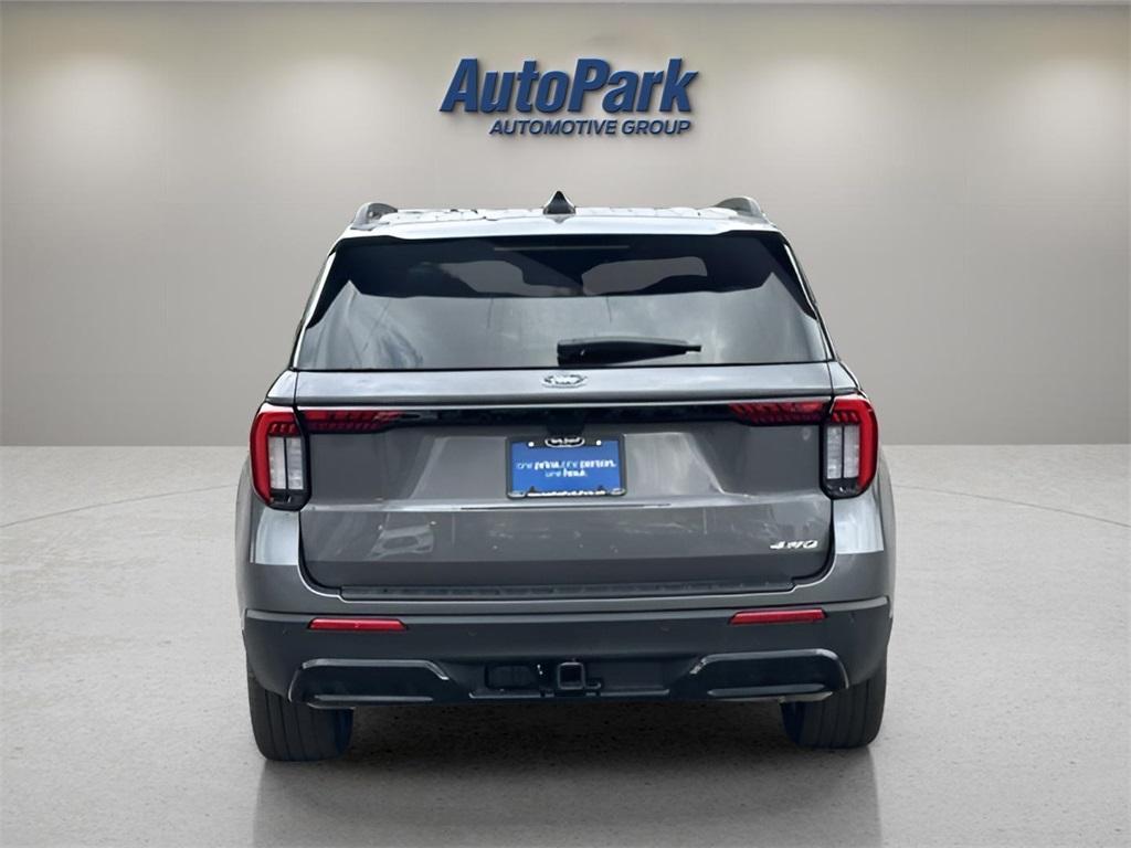 new 2025 Ford Explorer car, priced at $52,460