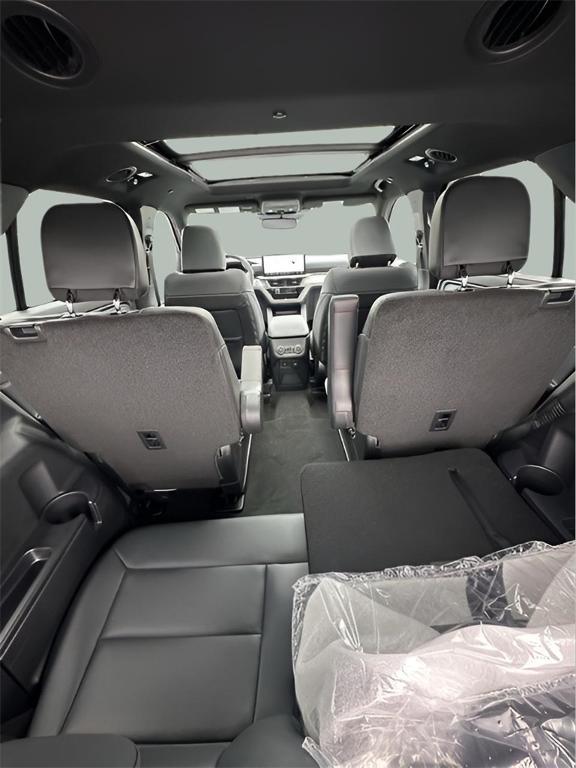 new 2025 Ford Explorer car, priced at $52,460