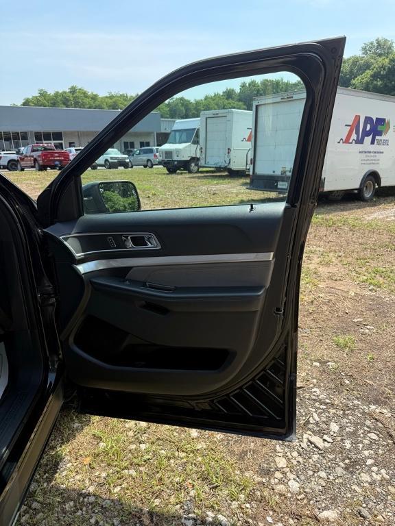 used 2017 Ford Explorer car, priced at $14,000
