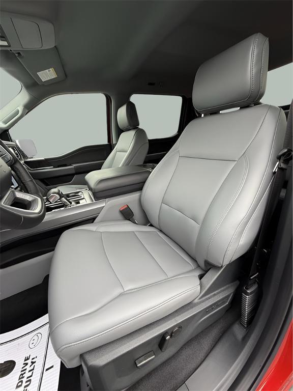 new 2025 Ford F-150 Lightning car
