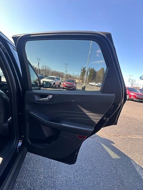 used 2023 Ford Escape car, priced at $22,500