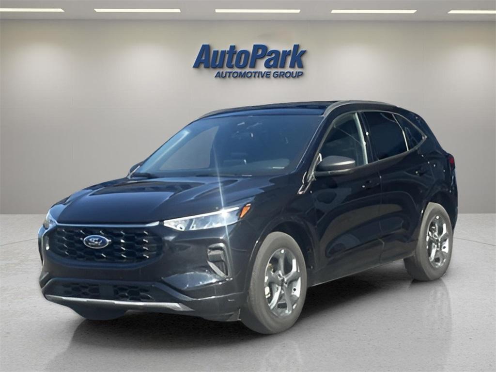 used 2023 Ford Escape car, priced at $22,500