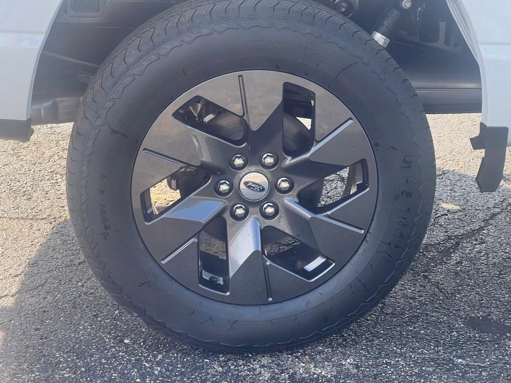new 2025 Ford F-150 car, priced at $51,960