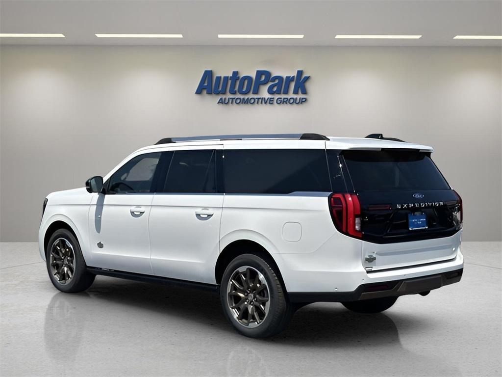 new 2025 Ford Expedition Max car, priced at $92,550