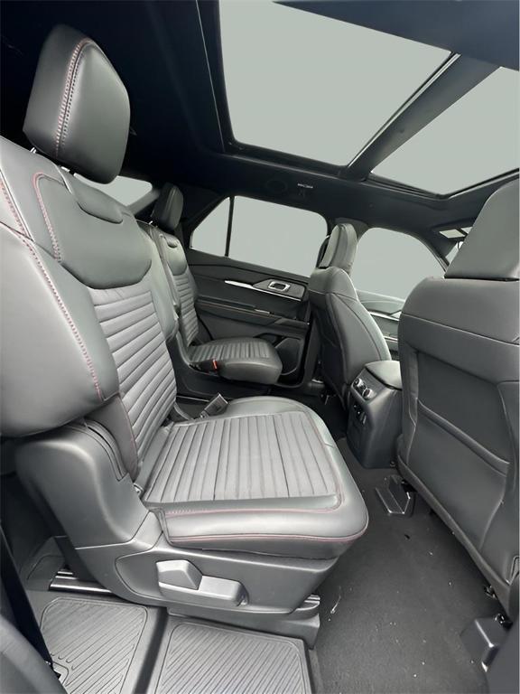new 2025 Ford Explorer car, priced at $50,780