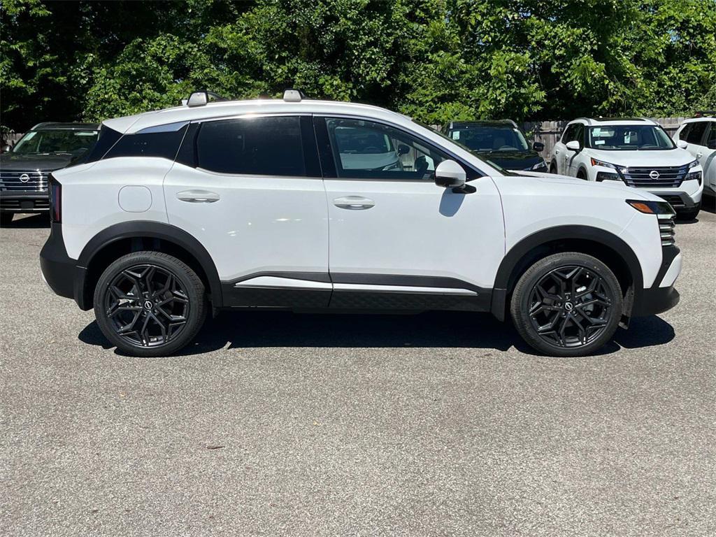 new 2025 Nissan Kicks car, priced at $26,281