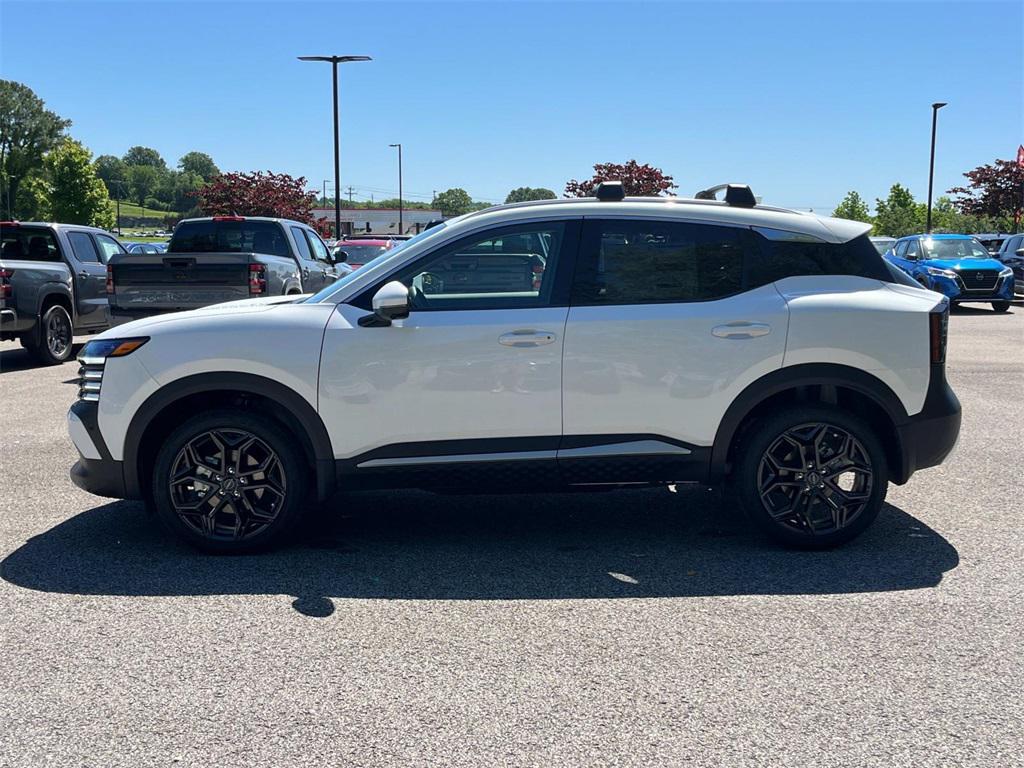 new 2025 Nissan Kicks car, priced at $26,281