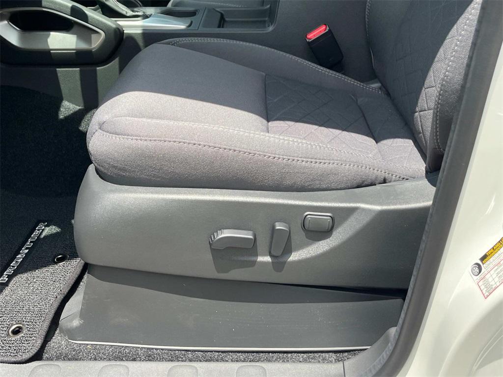 new 2025 Nissan Frontier car, priced at $34,853