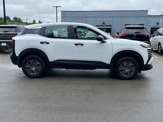 new 2025 Nissan Kicks car, priced at $23,388