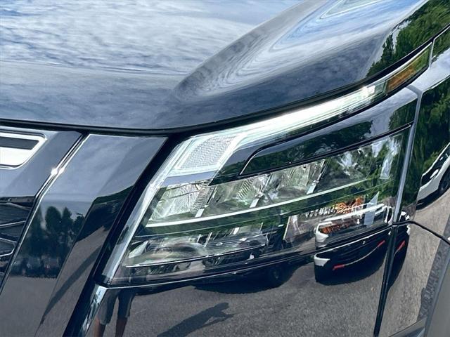 new 2025 Nissan Pathfinder car, priced at $42,557