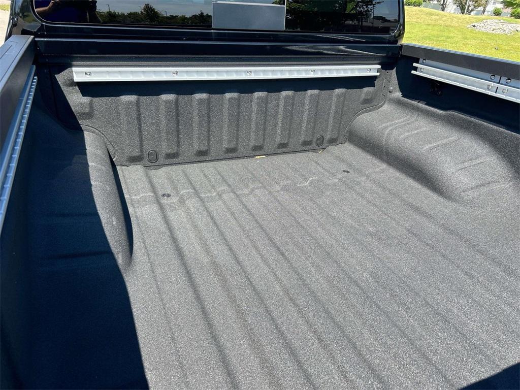 new 2026 Nissan Frontier car, priced at $36,094
