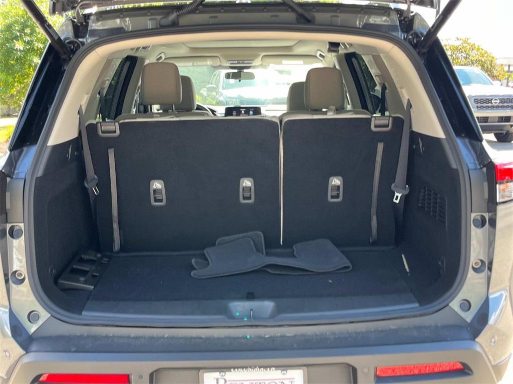 new 2025 Nissan Pathfinder car, priced at $41,841