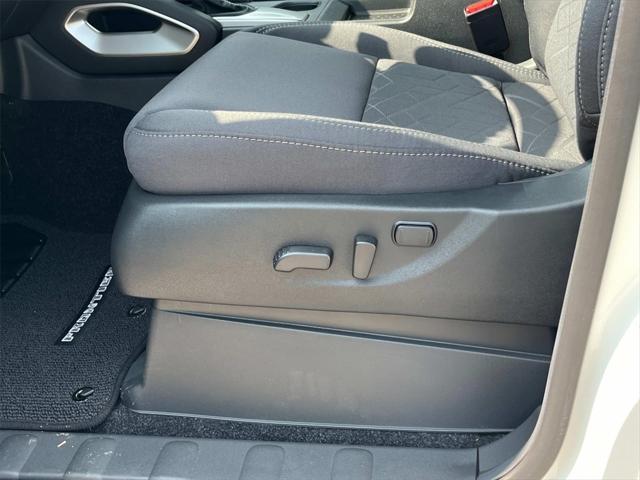 new 2025 Nissan Frontier car, priced at $36,833