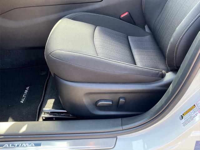 new 2025 Nissan Altima car, priced at $29,182